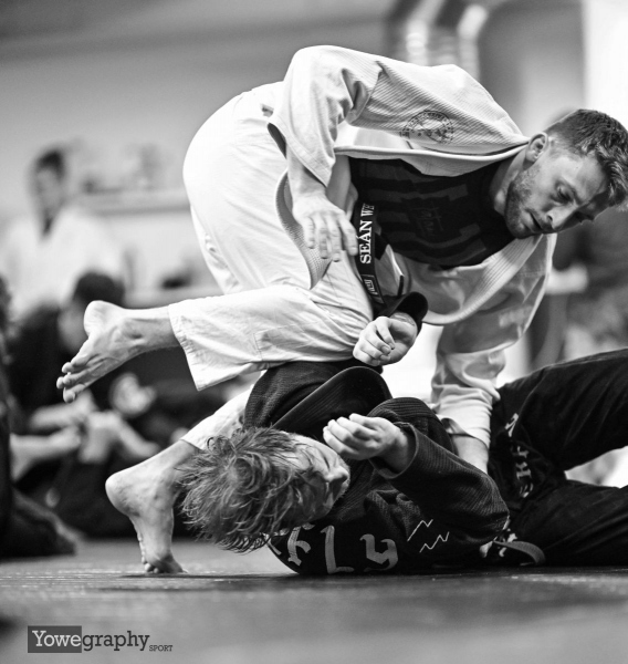 BW_74_Yowegraphy_Jonas_Wenzel_250102_YZ92687