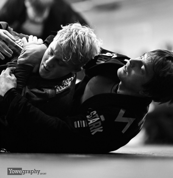 BW_85_Yowegraphy_Jonas_Wenzel_250103_YZ94624