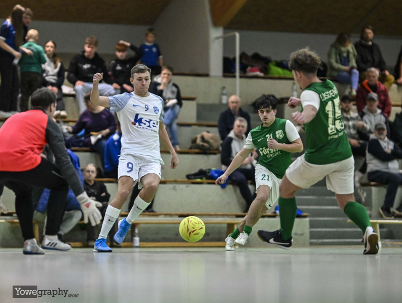 25_Yowegraphy_Jonas_Wenzel_250112_YZ96188