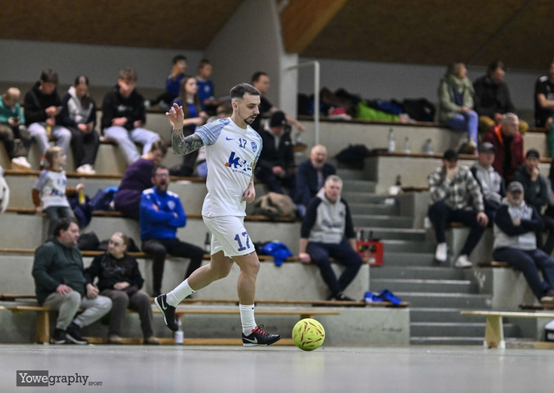 36_Yowegraphy_Jonas_Wenzel_250112_YZ96357