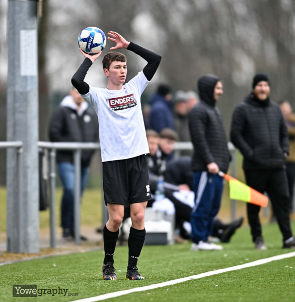 50_Yowegraphy_Jonas_Wenzel_250301_YZ98297