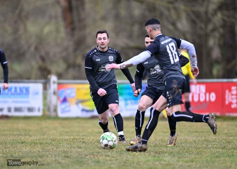 11_Yowegraphy_Jonas_Wenzel_250301_YZ97337
