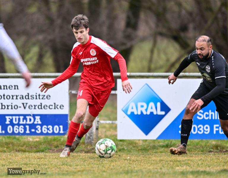 26_Yowegraphy_Jonas_Wenzel_250301_YZ97411