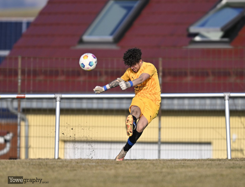 07_Yowegraphy_Jonas_Wenzel_250309_YZ93087