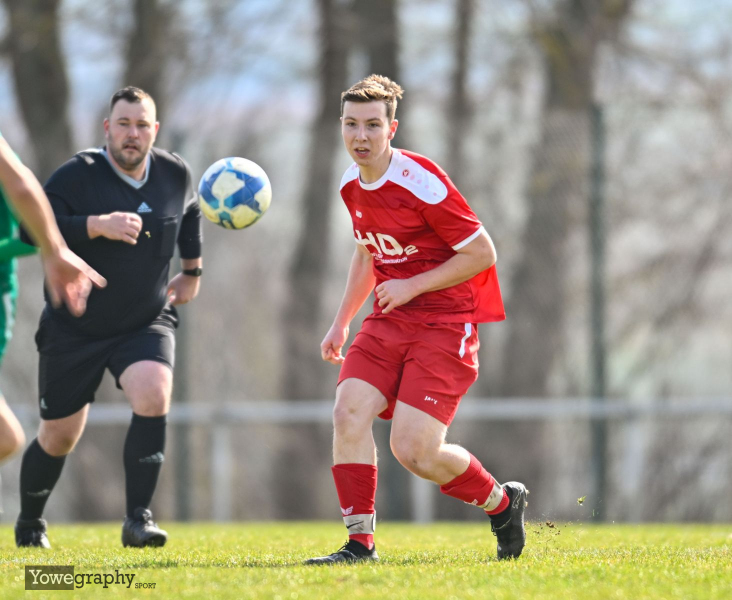 13_Yowegraphy_Jonas_Wenzel_250316_YZ96526
