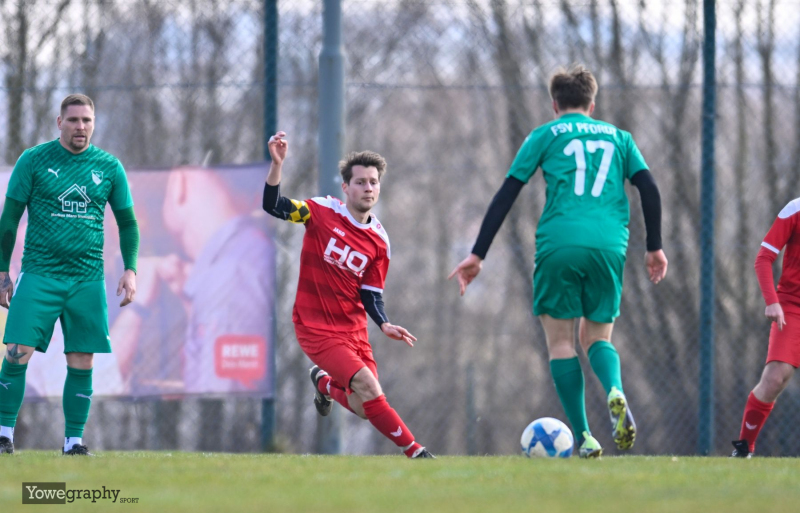 23_Yowegraphy_Jonas_Wenzel_250316_YZ96647