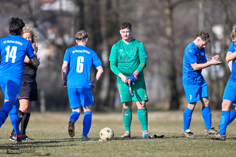 01_Yowegraphy_Jonas_Wenzel_250316_YZ97083
