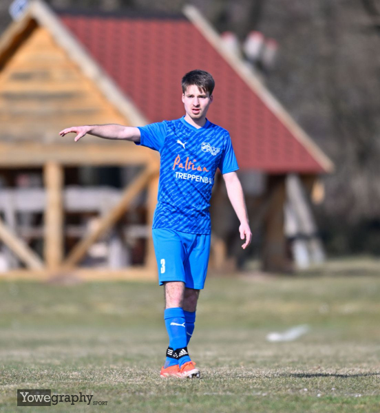 30_Yowegraphy_Jonas_Wenzel_250316_YZ97365
