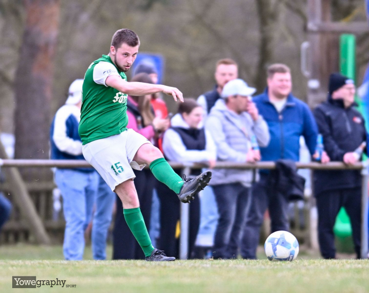 01_Yowegraphy_Jonas_Wenzel_250323_YZ91401