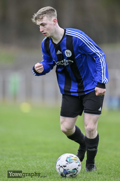 16_Yowegraphy_Jonas_Wenzel_250330_YZ92997