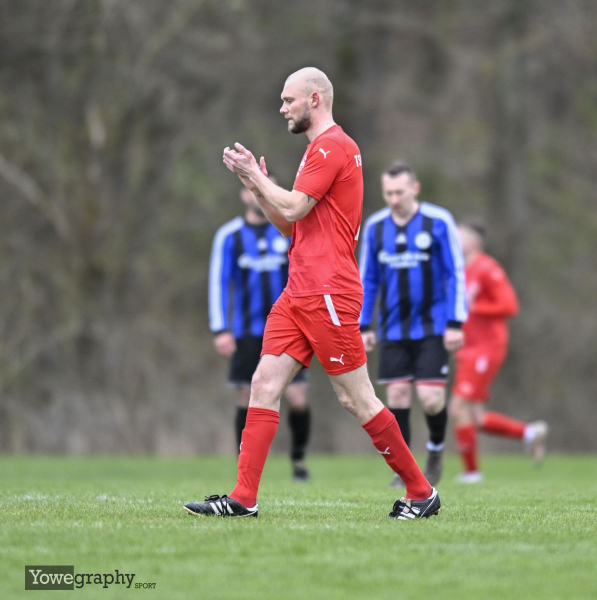 18_Yowegraphy_Jonas_Wenzel_250330_YZ93025