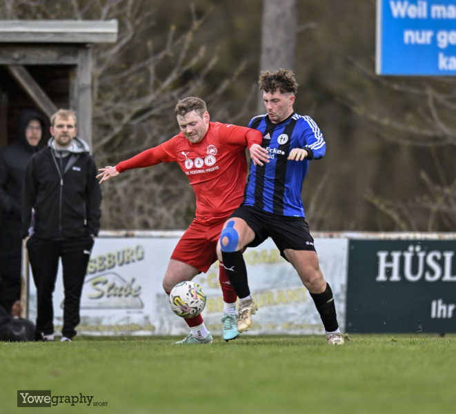35_Yowegraphy_Jonas_Wenzel_250330_YZ93302