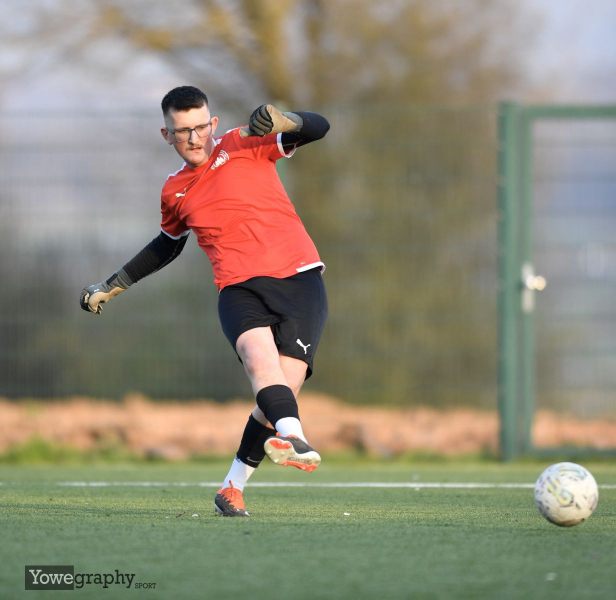101_Yowegraphy_Jonas_Wenzel_250402_YOW3488