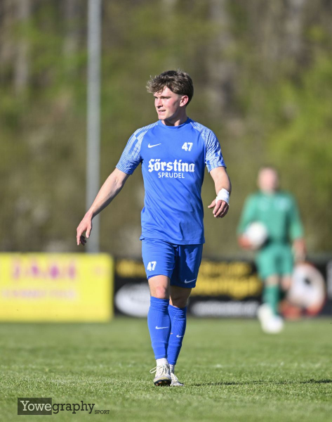 03_Yowegraphy_Jonas_Wenzel_250412_YZ99831