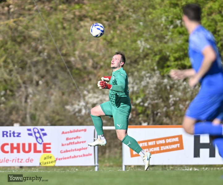 14_Yowegraphy_Jonas_Wenzel_250412_YZ99930