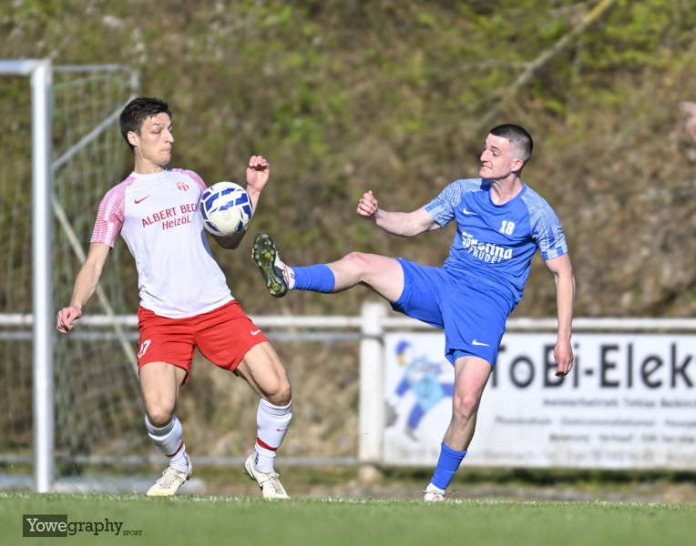 39_Yowegraphy_Jonas_Wenzel_250412_YZ90178
