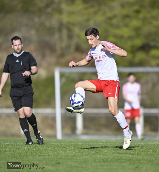 46_Yowegraphy_Jonas_Wenzel_250412_YZ90294