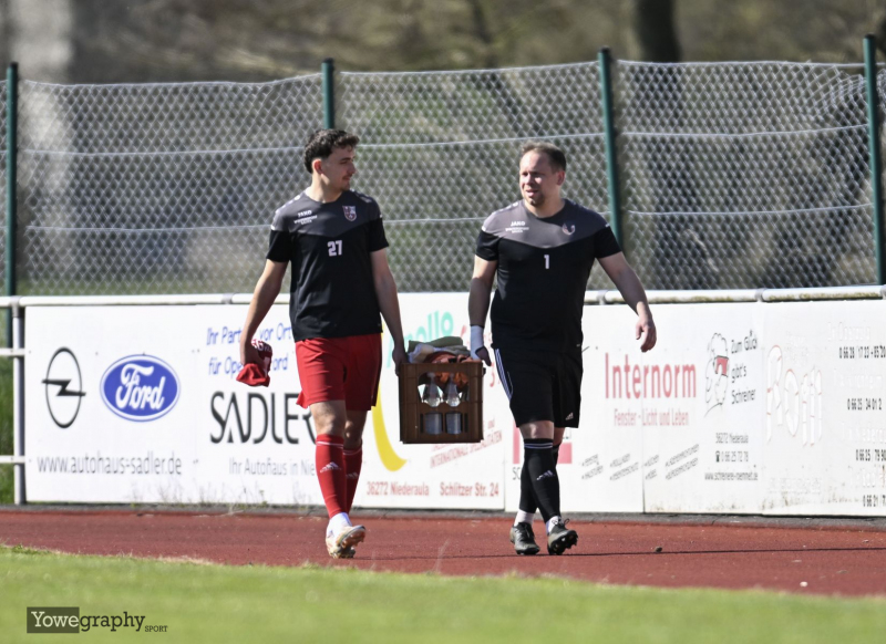 08_Yowegraphy_Jonas_Wenzel_250412_YZ99033