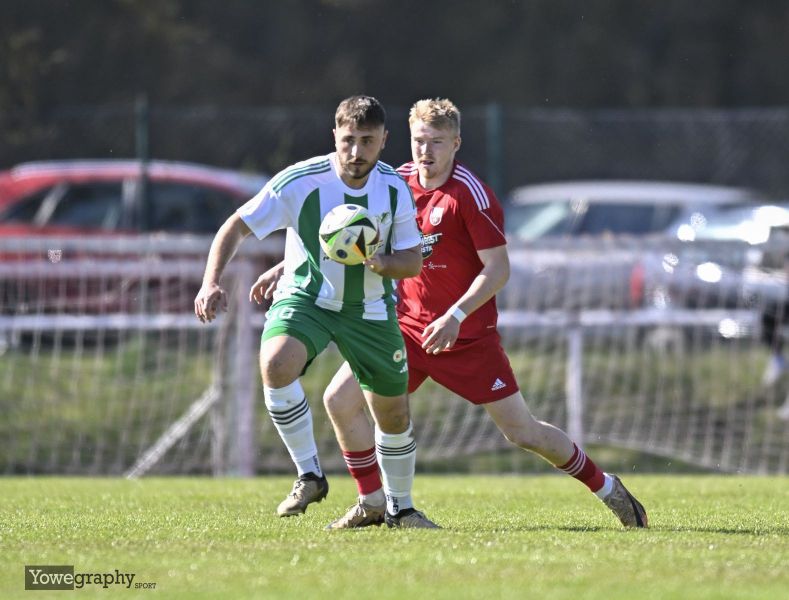 22_Yowegraphy_Jonas_Wenzel_250412_YZ99216