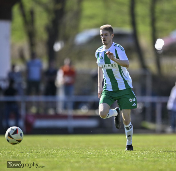 29_Yowegraphy_Jonas_Wenzel_250412_YZ99302