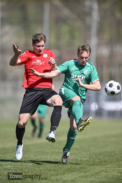 23_Yowegraphy_Jonas_Wenzel_250412_YZ98422