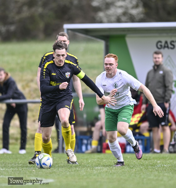 09_Yowegraphy_Jonas_Wenzel_250413_YZ91379