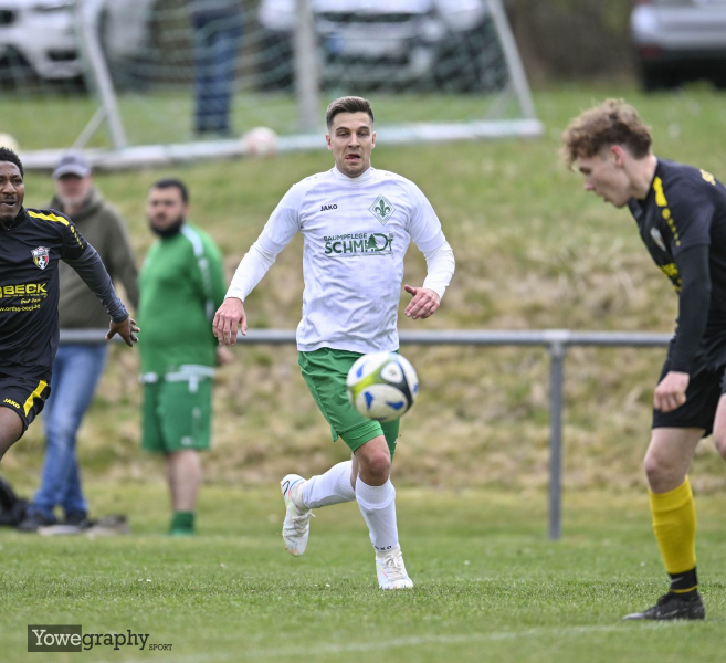 17_Yowegraphy_Jonas_Wenzel_250413_YZ91494