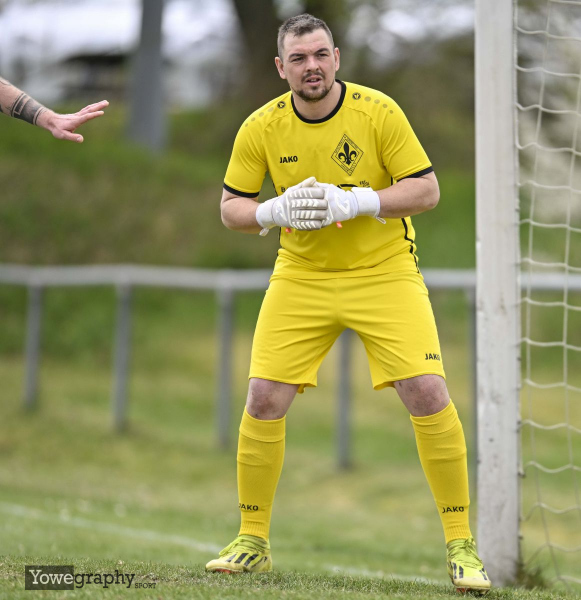 19_Yowegraphy_Jonas_Wenzel_250413_YZ91503