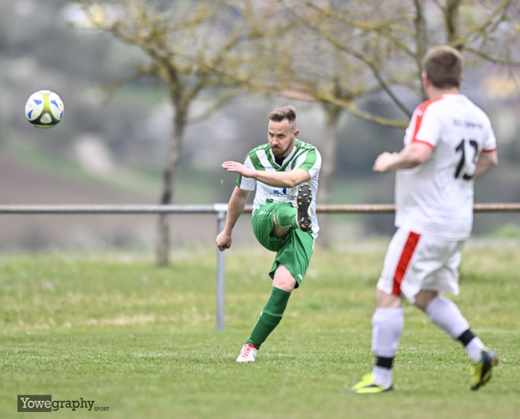 1_01_Yowegraphy_Jonas_Wenzel_250413_YZ90446