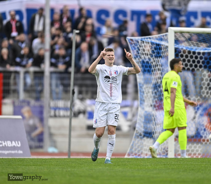 60_Yowegraphy_Jonas_Wenzel_250419_YZ98027
