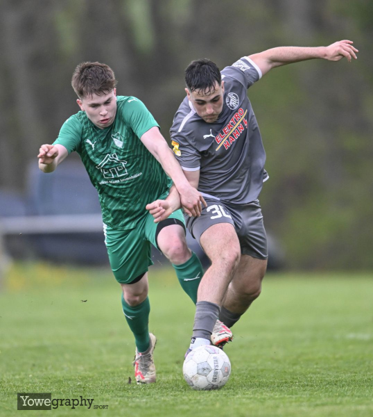 Pokal FSV Pfordt - SV Steinbach: Simon Schlosser gegen Petr Paliatka