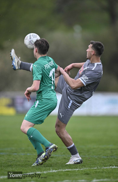 Pokal FSV Pfordt - SV Steinbach: Justus Flach gegen Dennis Reichmann