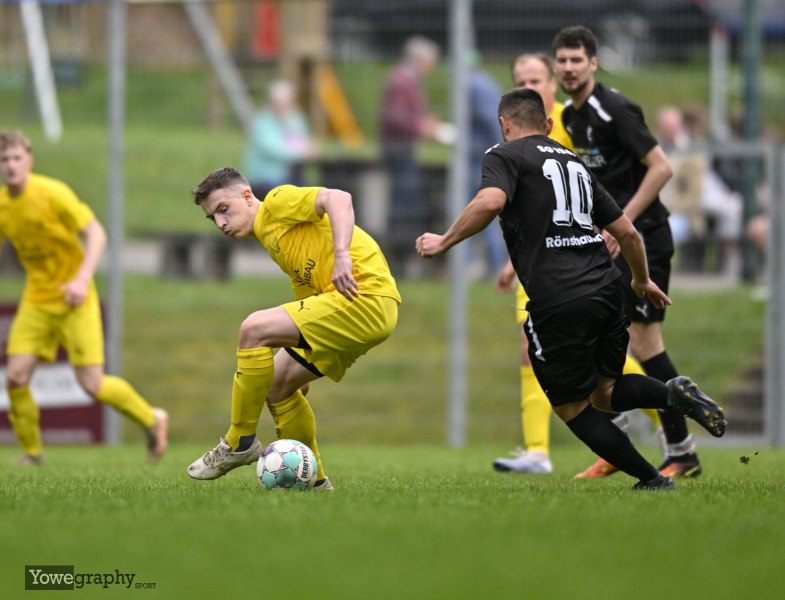 SG Rönshausen - SG Motten Kothen: Julius Mott gegen Ivan Petrina