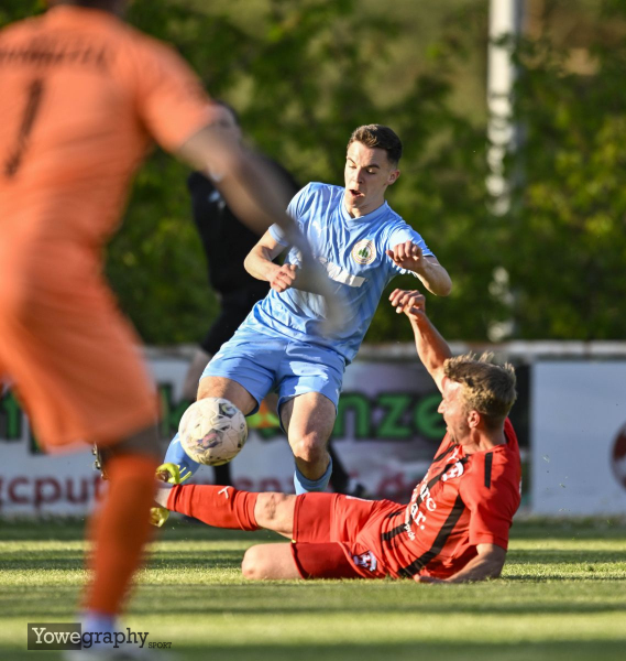 Pokal TSV Künzell - SG Bronnzell: Phlipp Kraus gegen Carl-Philipp Jäger