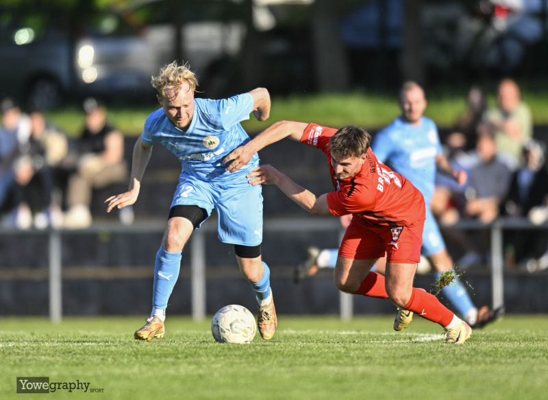 Pokal TSV Künzell - SG Bronnzell: Louis Winkow gegen Tim Weber