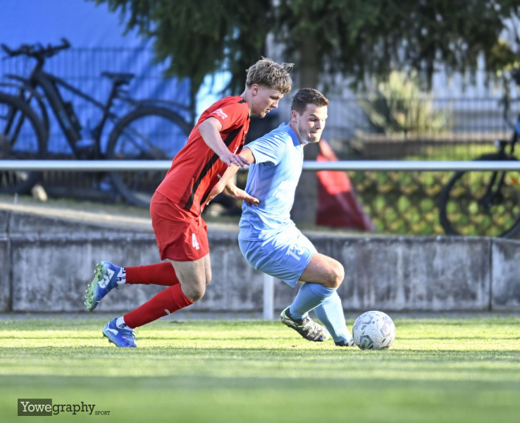 Pokal TSV Künzell - SG Bronnzell: Josh Lilly gegen Sebastian Körner