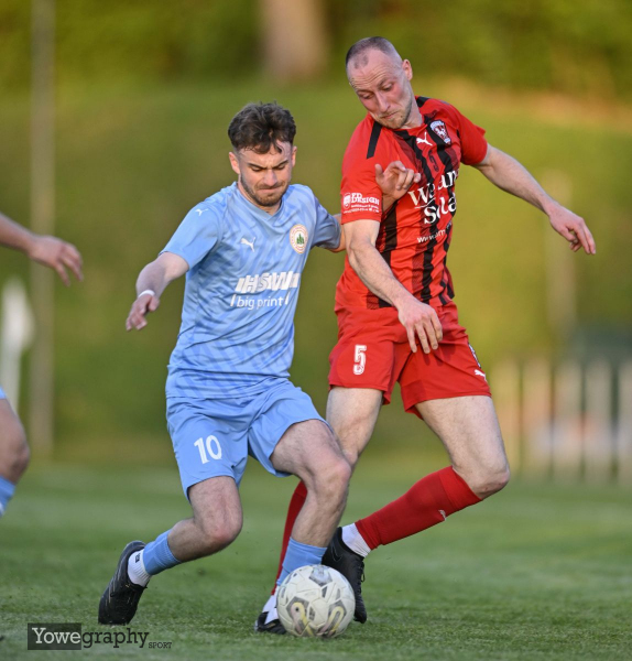 Pokal TSV Künzell - SG Bronnzell: Julian Parzeller gegen Julian Pecks