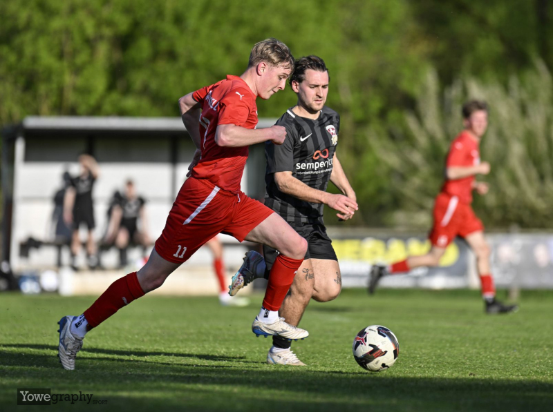 SG Bronnzell II - TSV Künzell II: Malte Schramm gegen Aron Loui Jahn