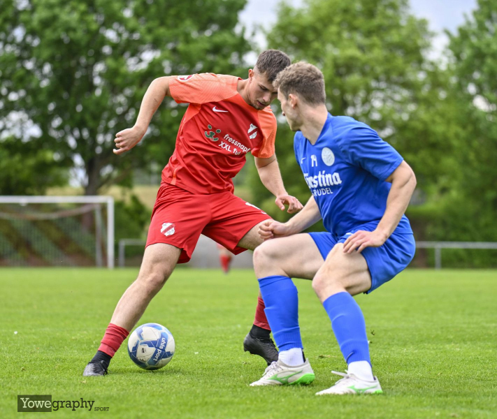 13_Yowegraphy_Jonas_Wenzel_250504_YZ97412
