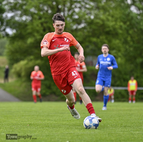 14_Yowegraphy_Jonas_Wenzel_250504_YZ97485