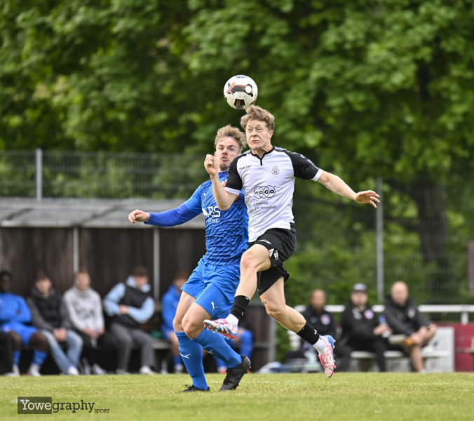 SG Barockstadt II - SG Bad Soden: Tobias Göbel gegen Klarke Greenham