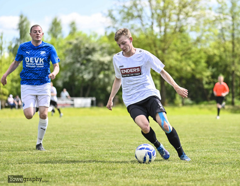 12_Yowegraphy_Jonas_Wenzel_250511_YZ97672