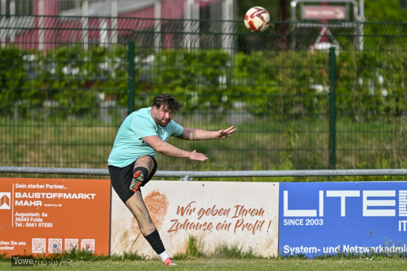 22_Yowegraphy_Jonas_Wenzel_250516_YZ91284