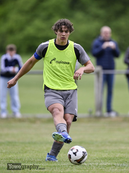 05_Yowegraphy_Jonas_Wenzel_250518_YZ96000