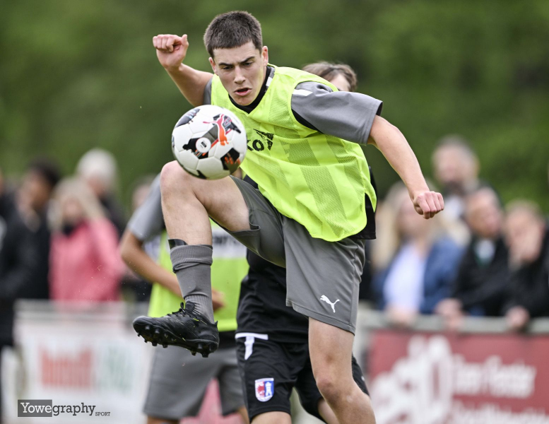 25_Yowegraphy_Jonas_Wenzel_250518_YZ96310
