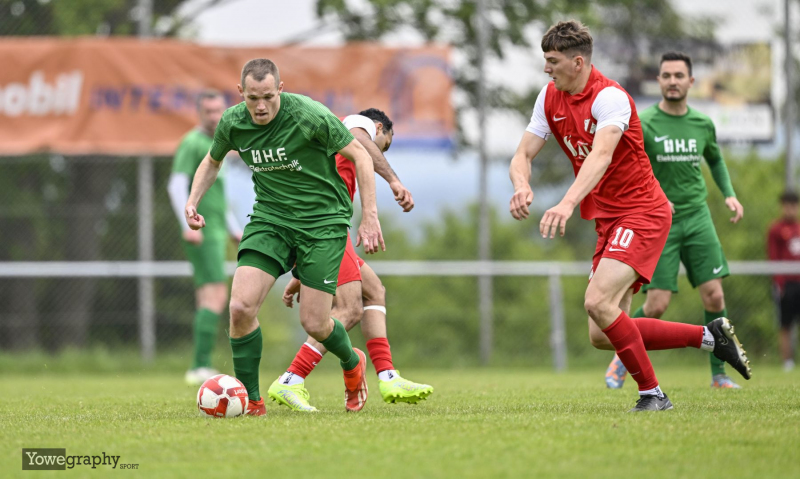 SG Sickels II - Haimbacher SV: Marc Wettels gegen Leonhard Rech