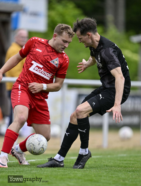 TSV Künzell - SV Großenlüder: Linus Gaube gegen Tim Farnung