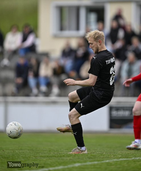 TSV Künzell - SV Großenlüder: Louis Winkow