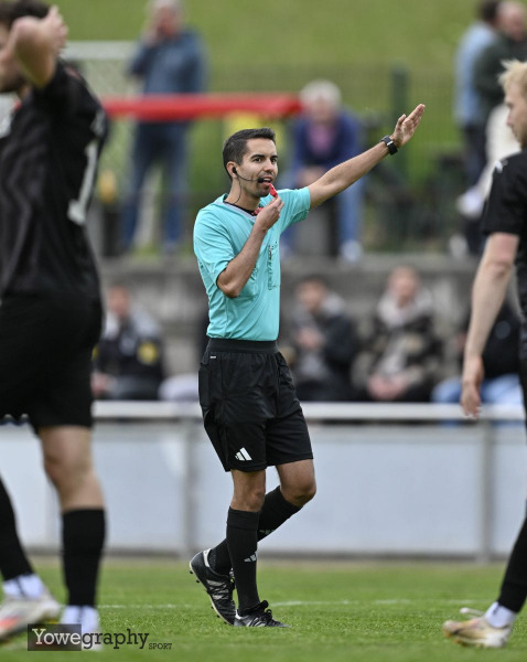 TSV Künzell - SV Großenlüder: SR Tim Wiesner