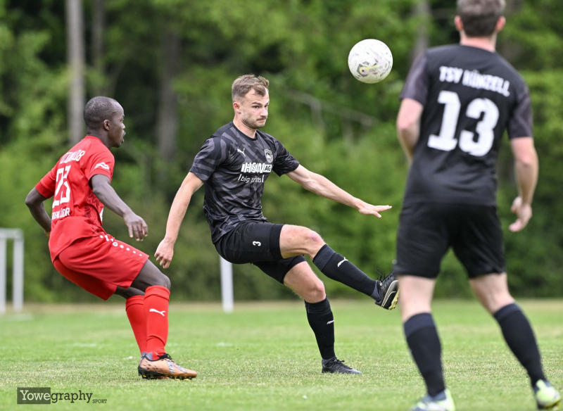 TSV Künzell - SV Großenlüder: Lennart Pappert